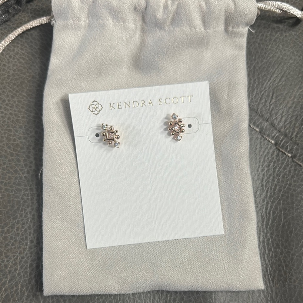 Kendra Scott Rose Gold Cluster Earrings